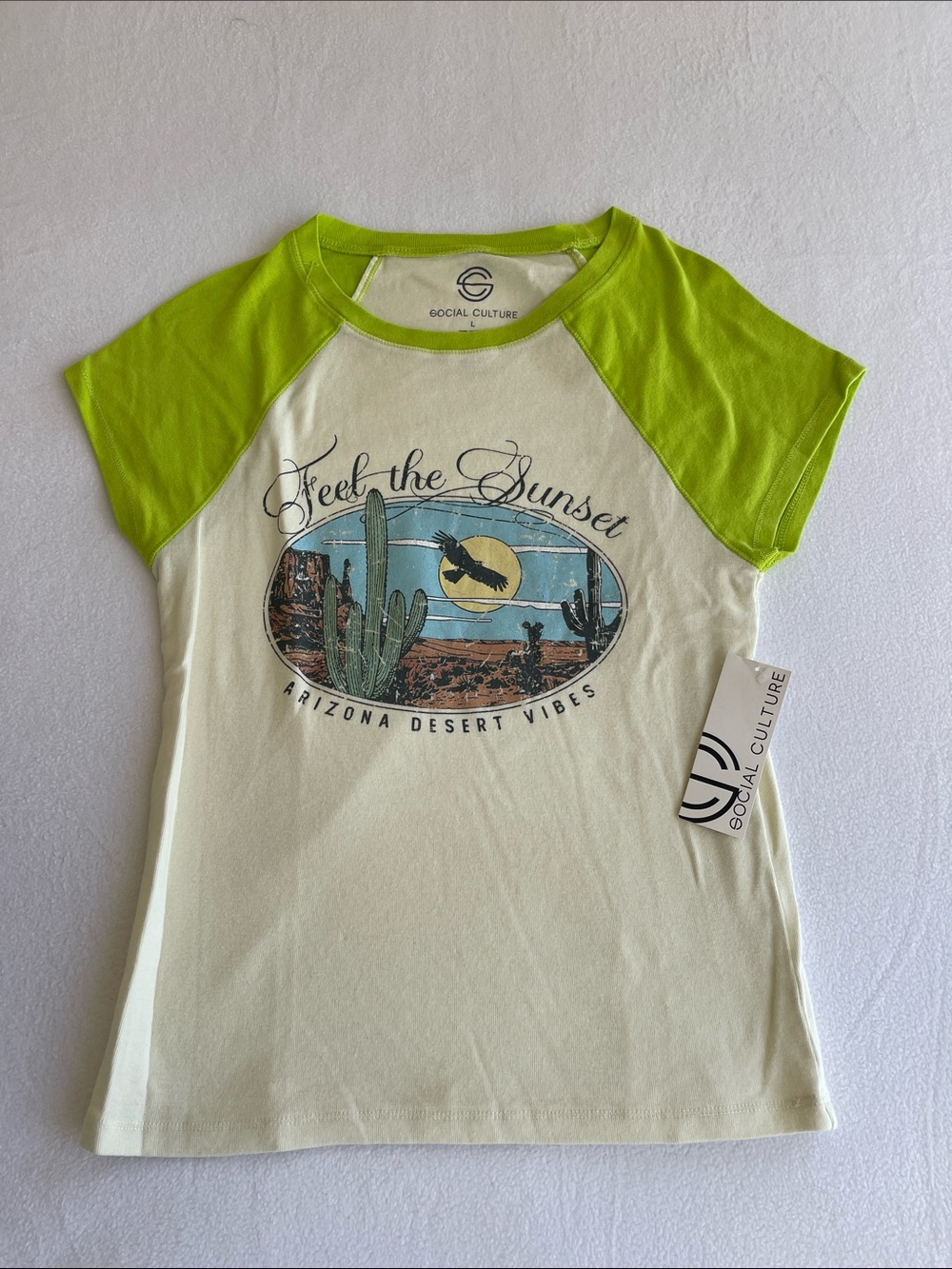 Social Culture Arizona Desert Cactus Graphic Raglan Tee Size L NWT Western
